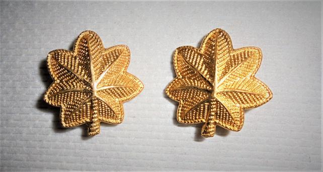 WWII U.S.A. Majors oak leaf insignia
