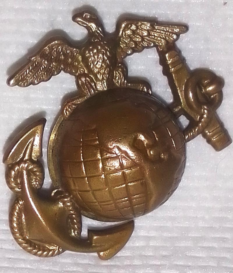 Rare USMC EGA cap badge